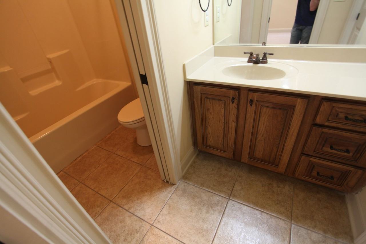 1078 Runningvine Ln - Photo 7 of 13