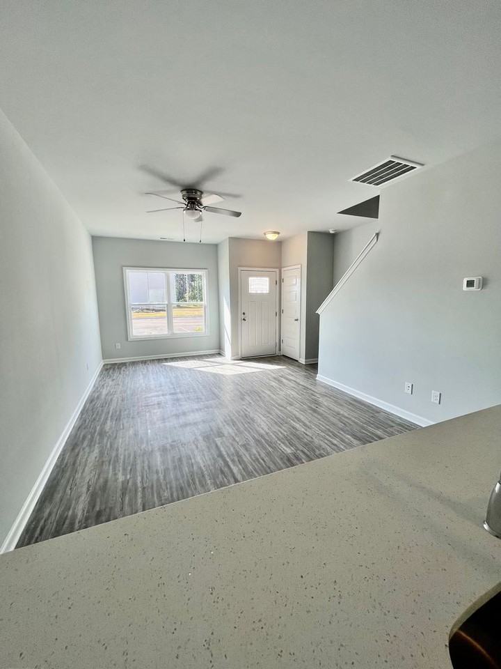 154 Buckhorn Ave - Photo 2 of 26