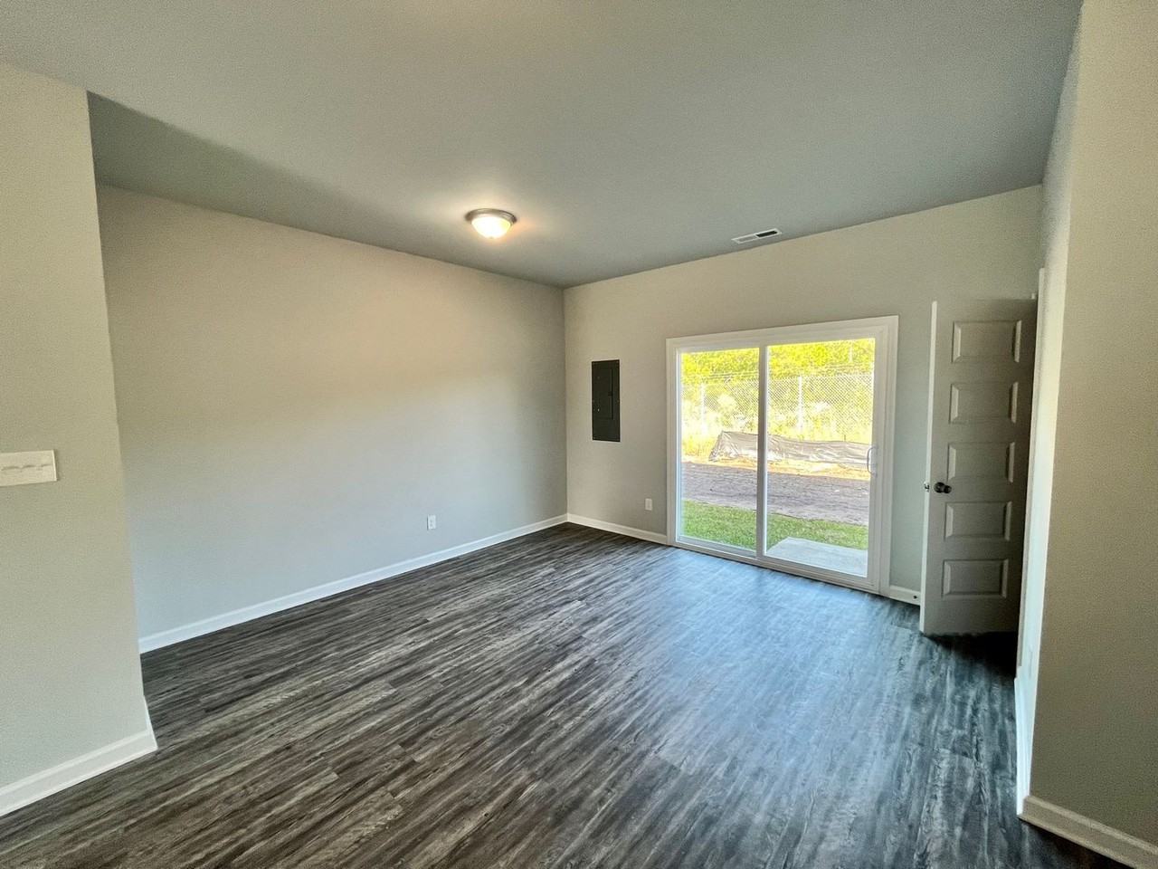 154 Buckhorn Ave - Photo 3 of 26