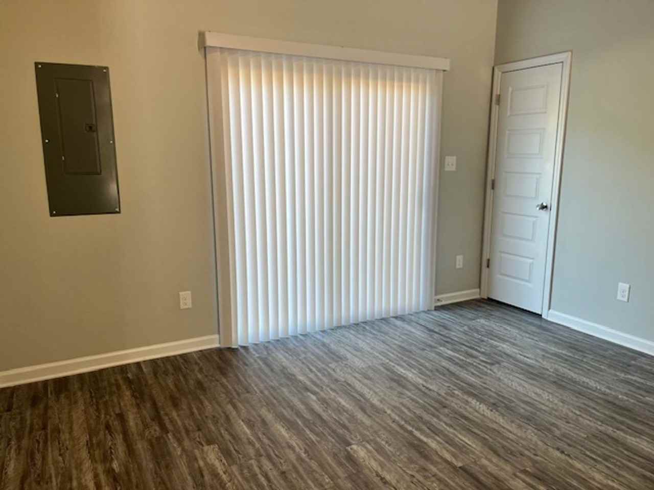 154 Buckhorn Ave - Photo 7 of 26