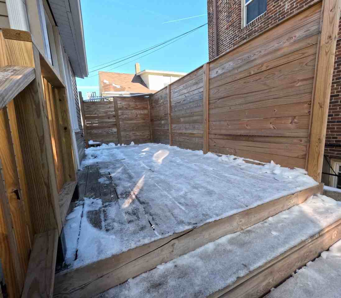 1223 24th St - Photo 4 of 19