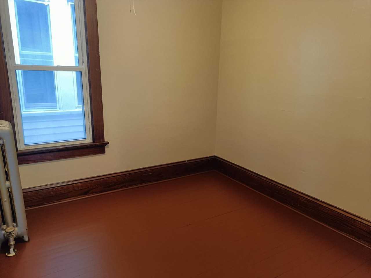 1800 S 29th St - Photo 3 of 10