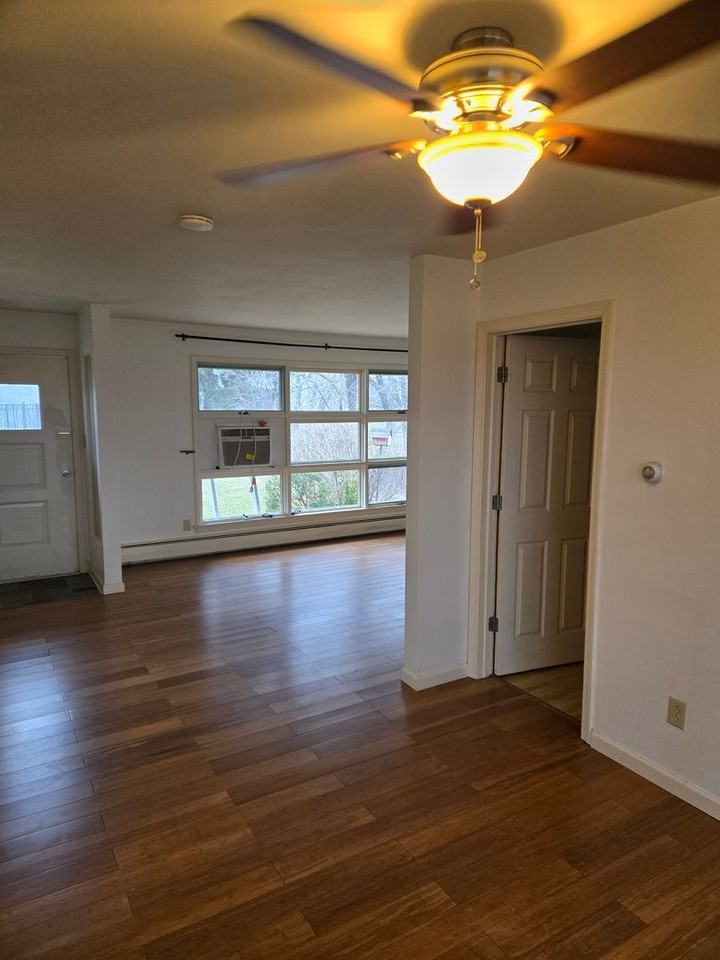 563 New Texas Rd - Photo 3 of 15
