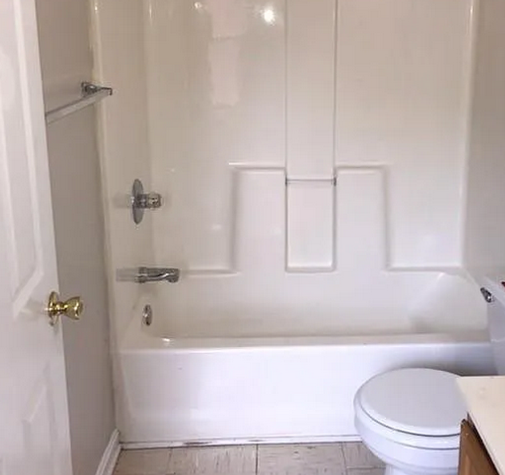 429 S 29th St - Photo 5 of 10