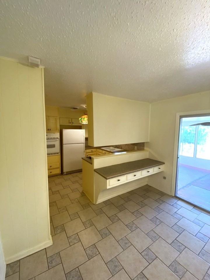 1512 S W S Young Dr - Photo 7 of 21