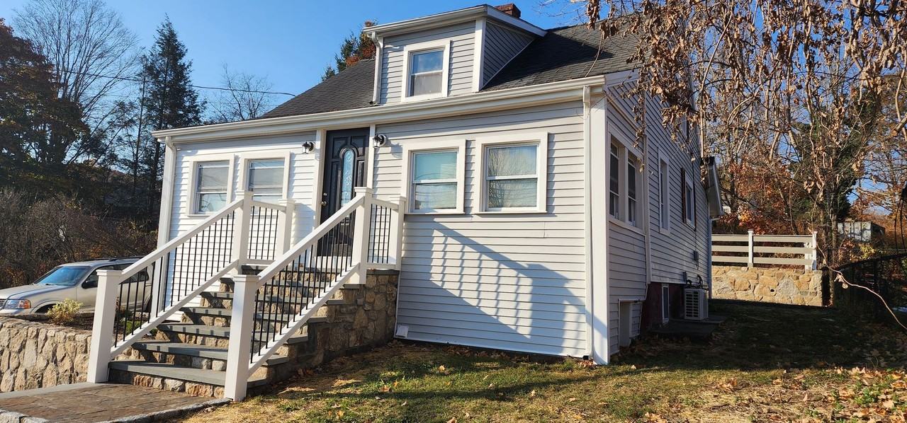 101 Main St - Photo 3 of 19