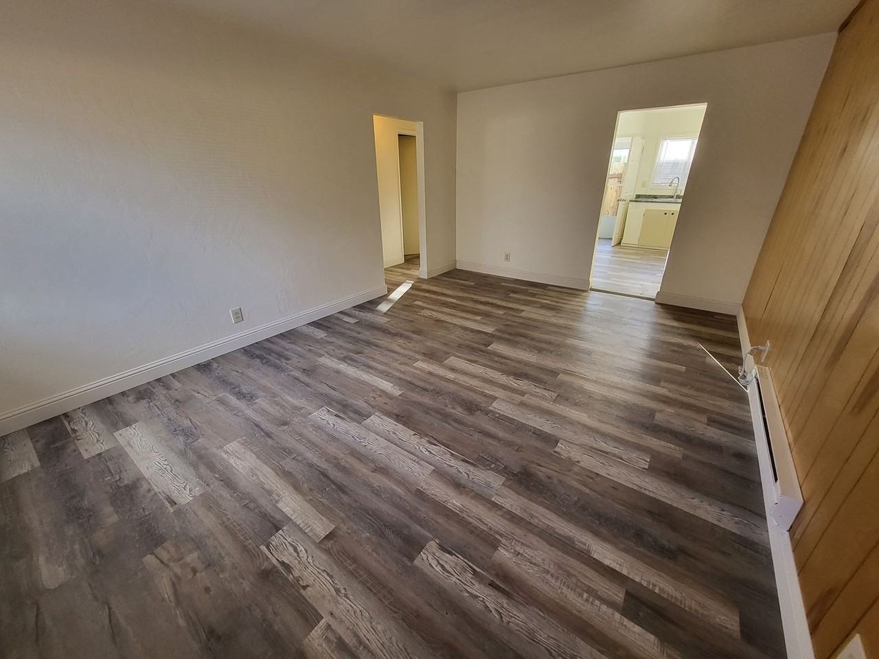 228 228/236 East Adams Street - 228 E. Adams - Photo 2 of 7