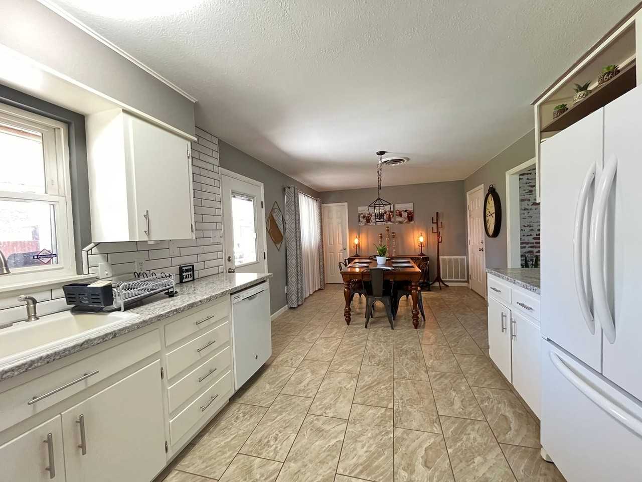 3107 Encanto Dr - Photo 6 of 18