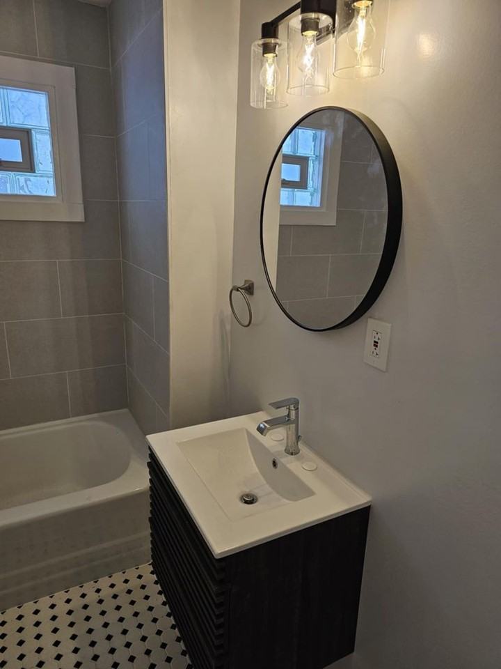 3115 Quay St - Photo 7 of 20