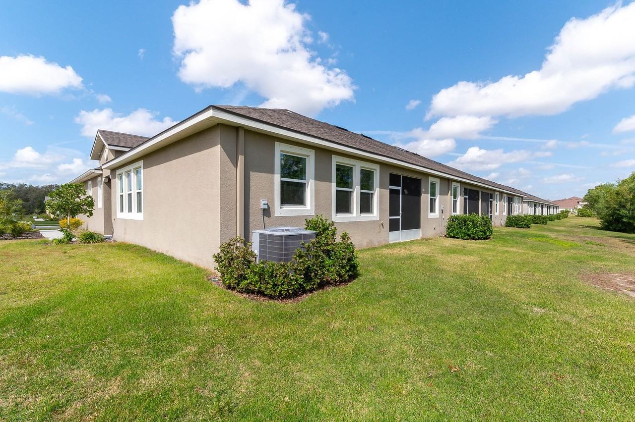 5665 Silverbridge Trl - Photo 2 of 26