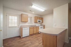 featured image of 1633 Cobblestone Ln