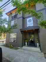 686 Se Spokane St #6 - Photo 1 of 1