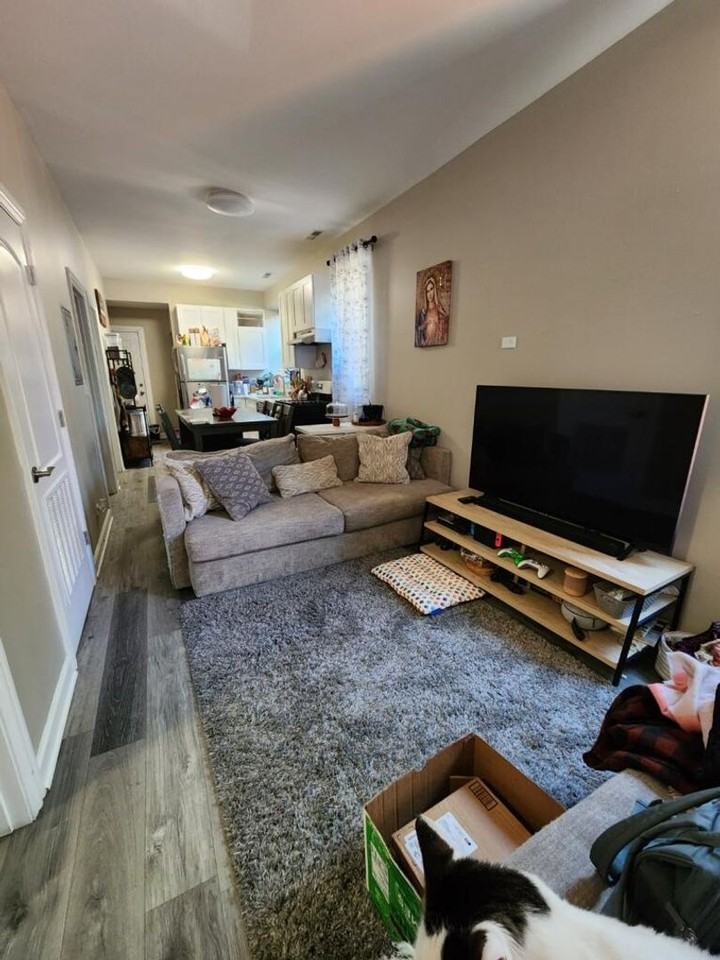 805 S. Bishop - Photo 5 of 28
