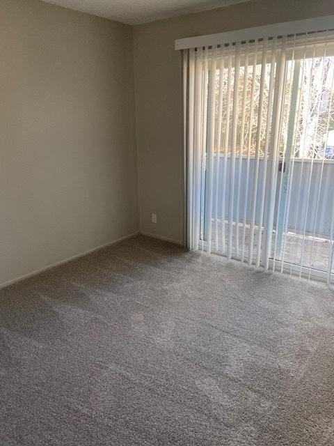 616 E John St - Photo 2 of 25