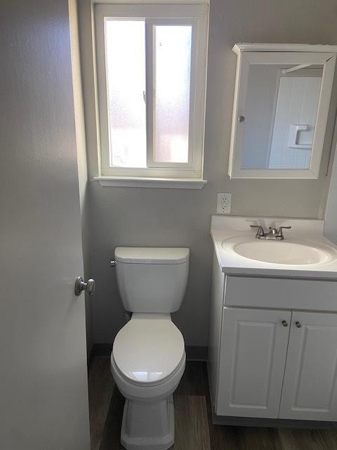 616 E John St - Photo 7 of 25