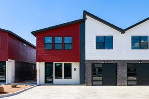 featured image of 406 38th St #M