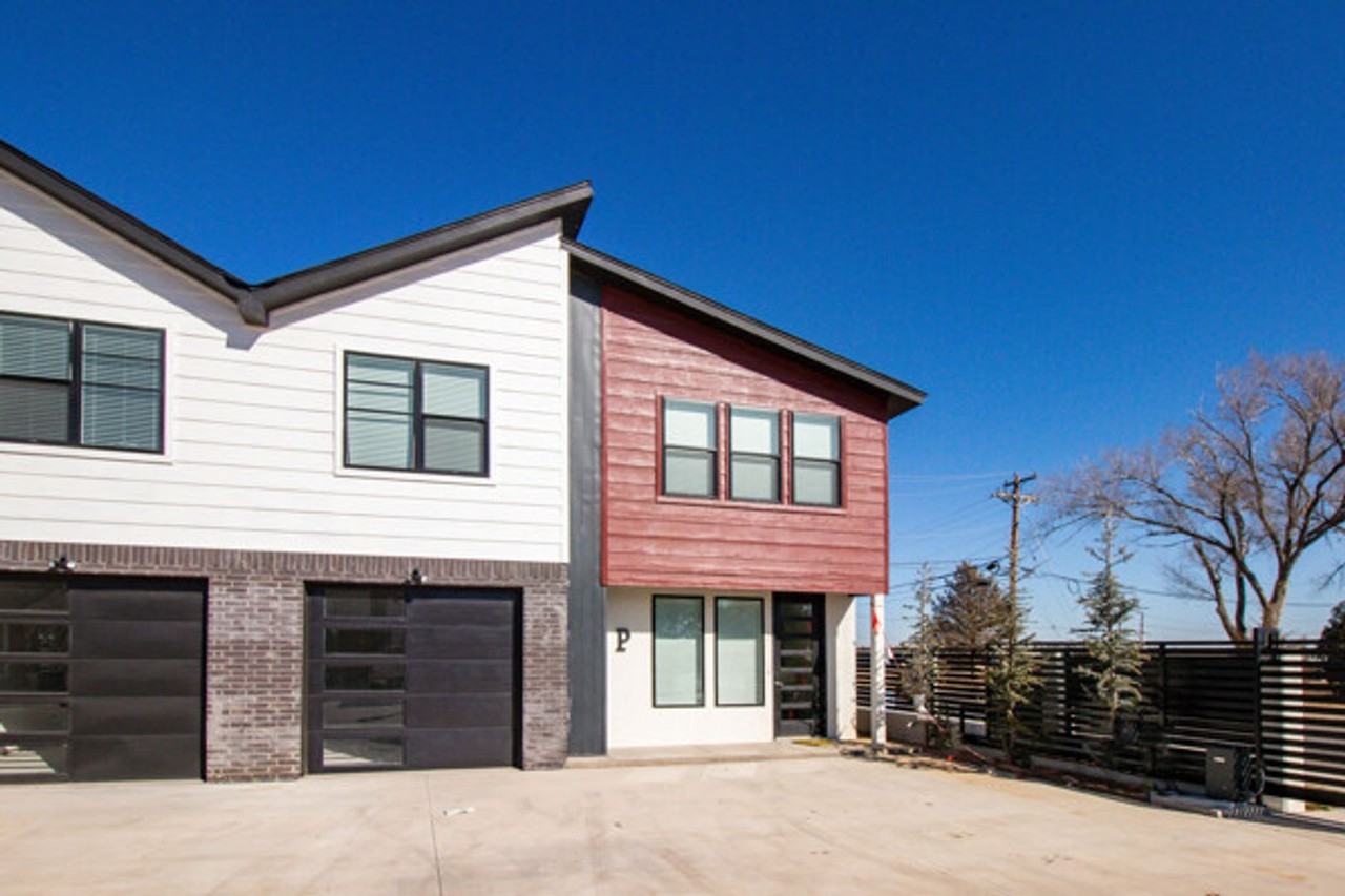 406 38th St #M - Photo 2 of 26