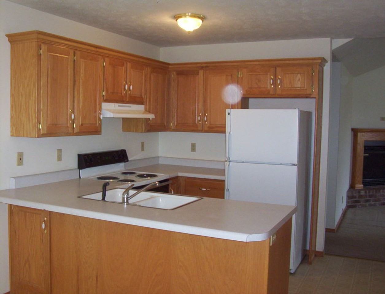 3422 W Montclair Ct - Photo 2 of 8