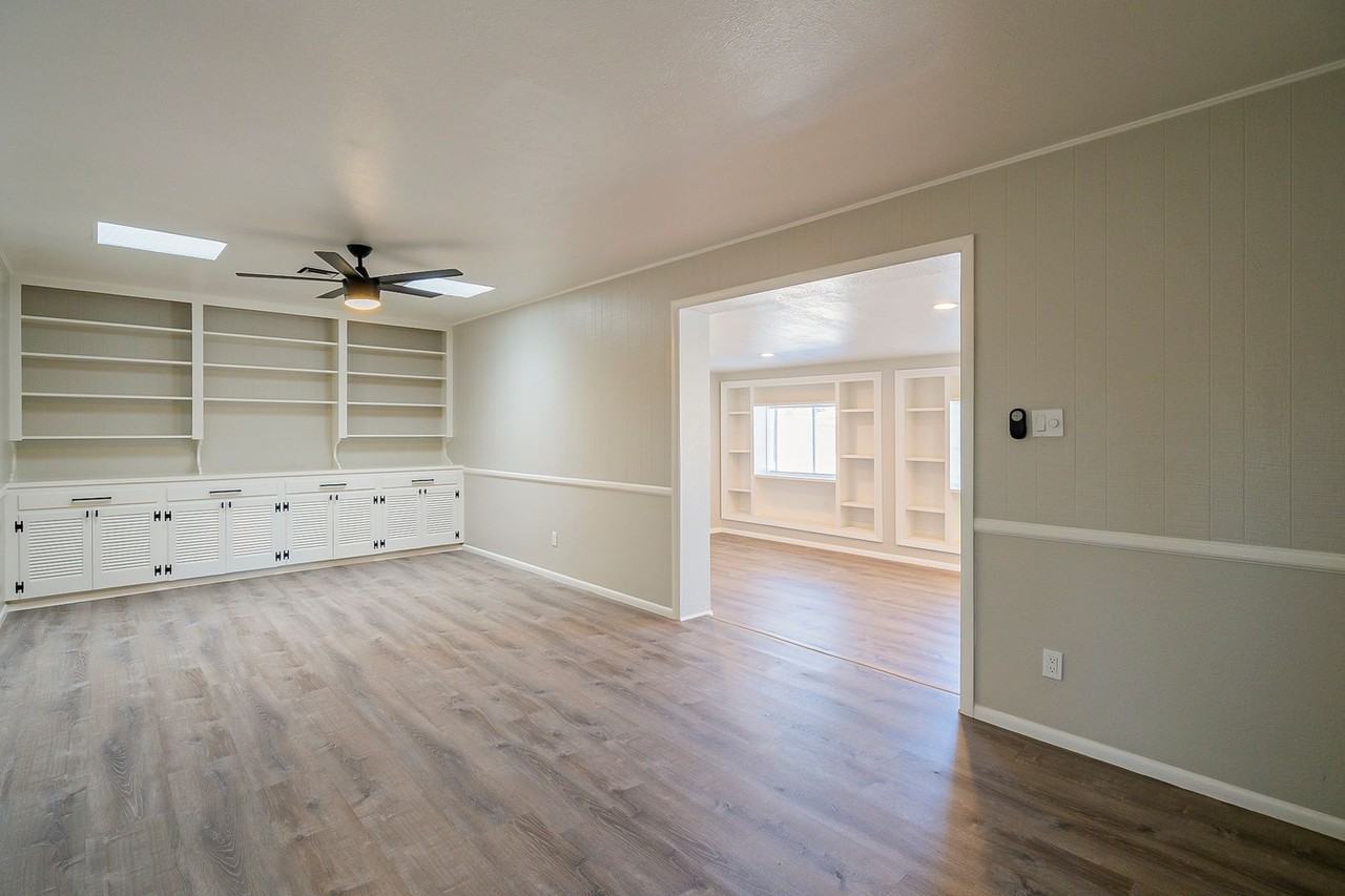 8550 E Montecito Ave - Photo 2 of 44