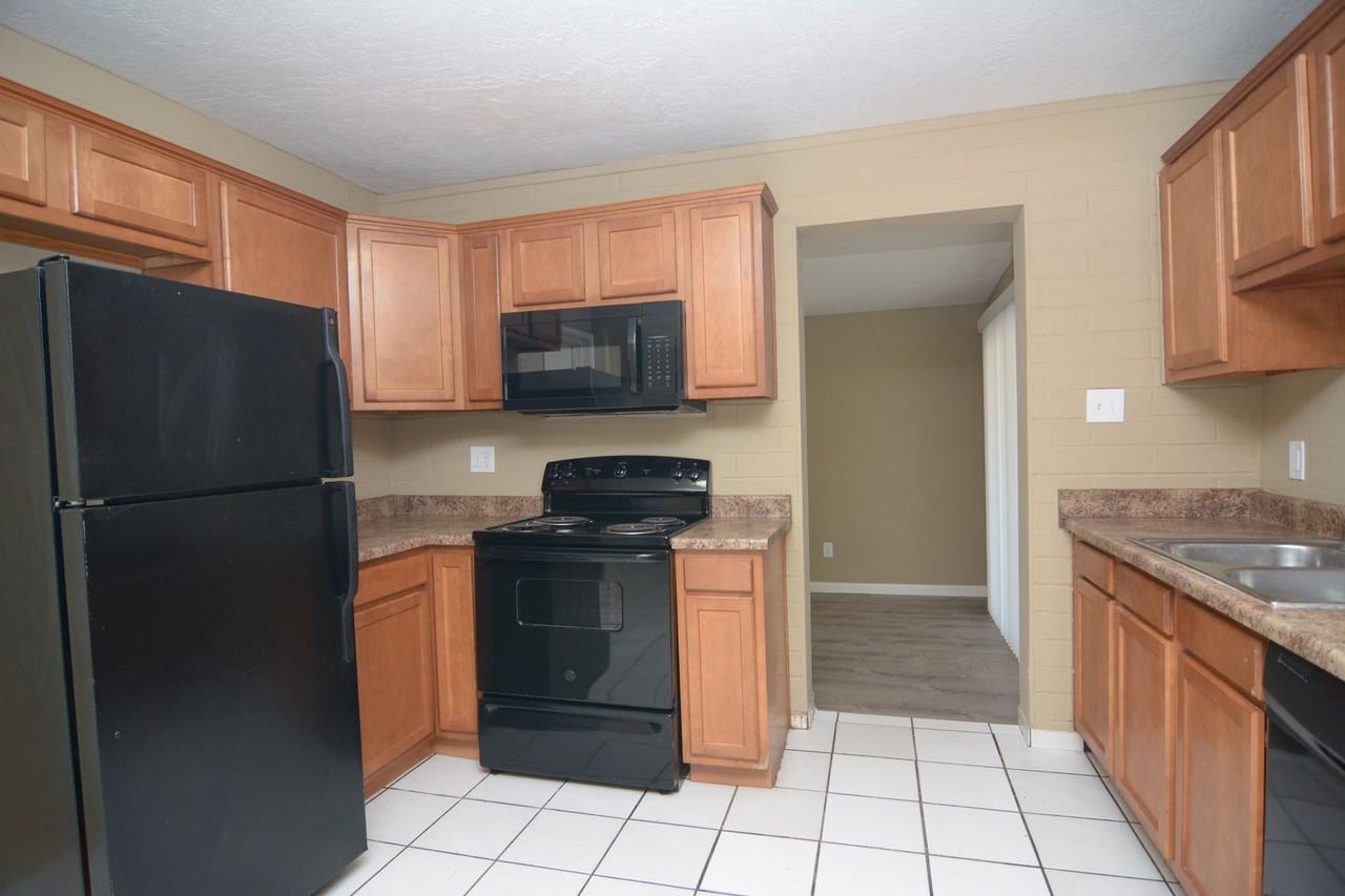 3661 E Sylvane St - Photo 6 of 17
