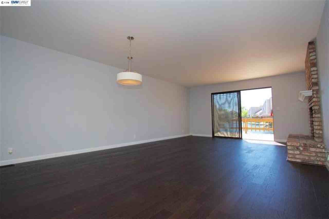 2063 Sand Point Rd - Photo 4 of 18