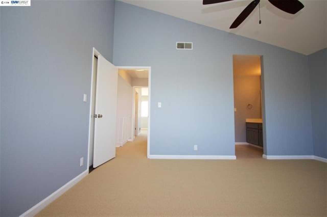 2063 Sand Point Rd - Photo 6 of 18