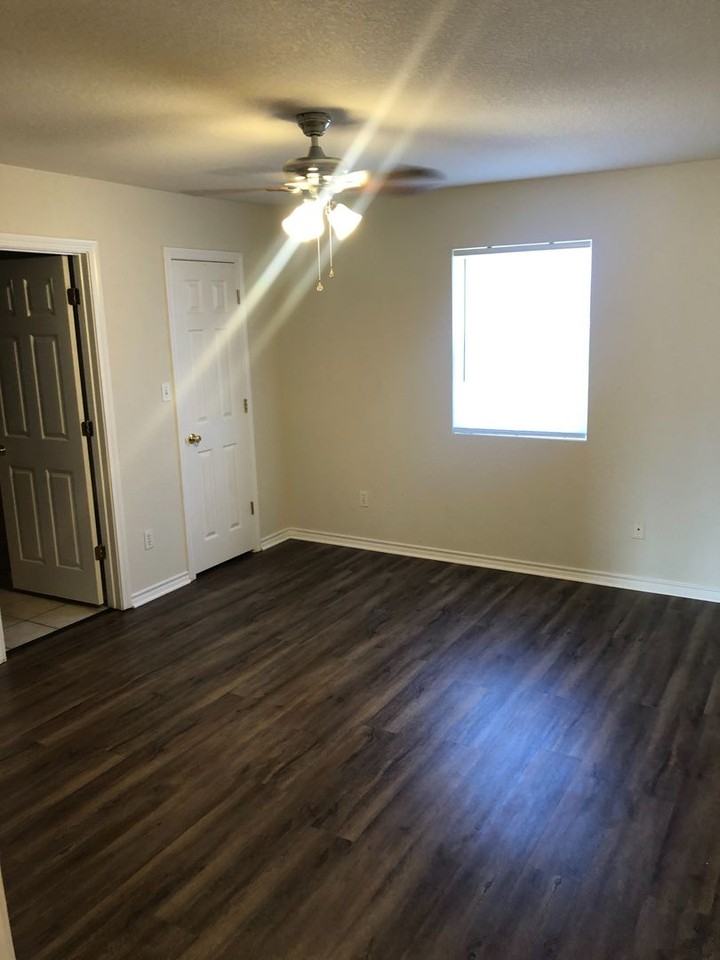 309 Kathy Ln - Photo 6 of 8