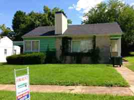 featured image of 412 E 11th St