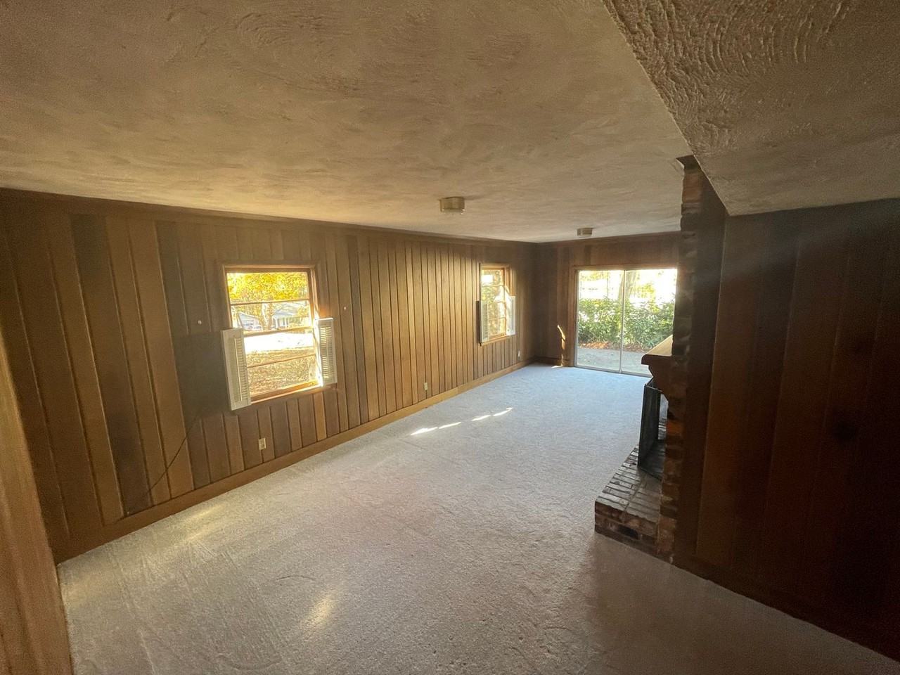 2126 Sagamore Rd - Photo 6 of 17