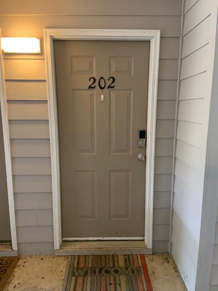 1385 S Donahue Dr #7-202 - Photo 2 of 17