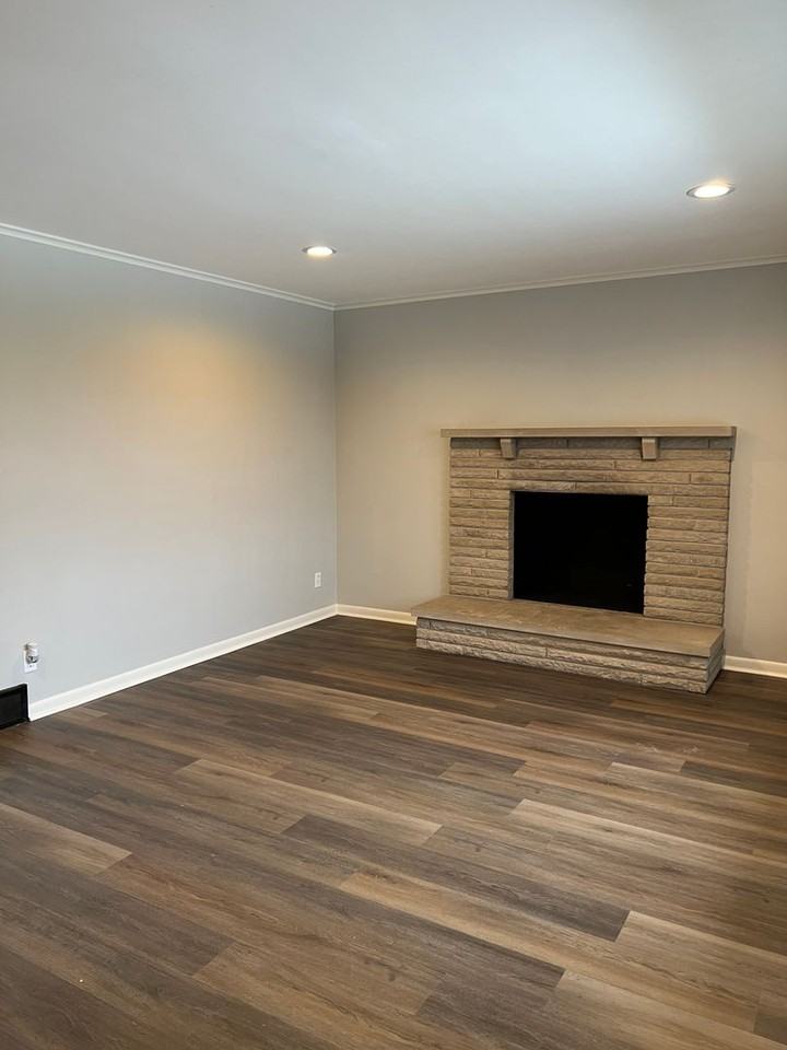 1387 E Gates St - Photo 3 of 29