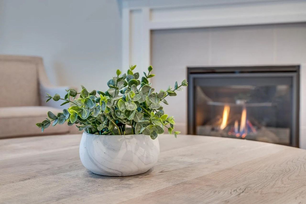 16550 Pine Creek Dr - Photo 6 of 29