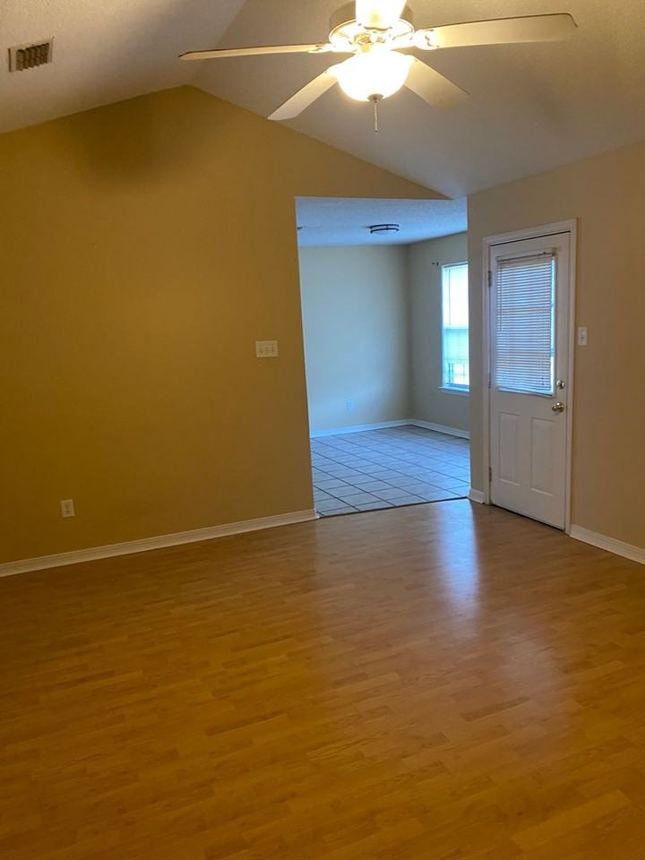 66 Timberwood Dr - Photo 5 of 24