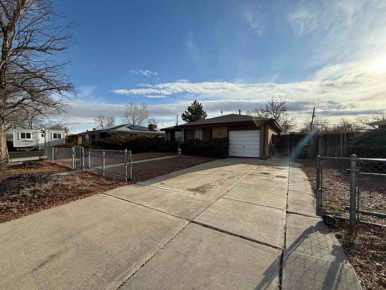 3182 Uvalda St - Photo 2 of 31