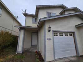 featured image of 215 Meadowood Ct #A