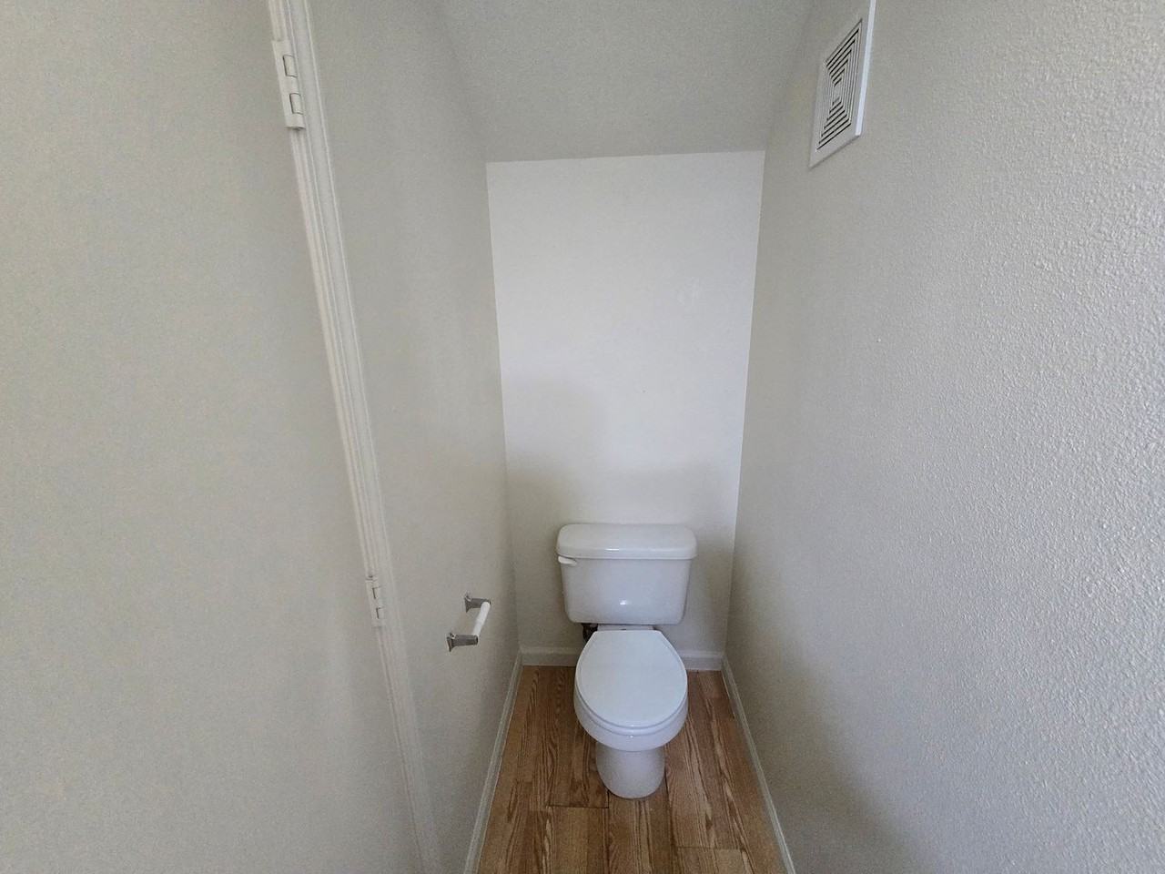 215 Meadowood Ct #A - Photo 7 of 19