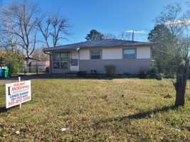 featured image of 604 Ellen Dr