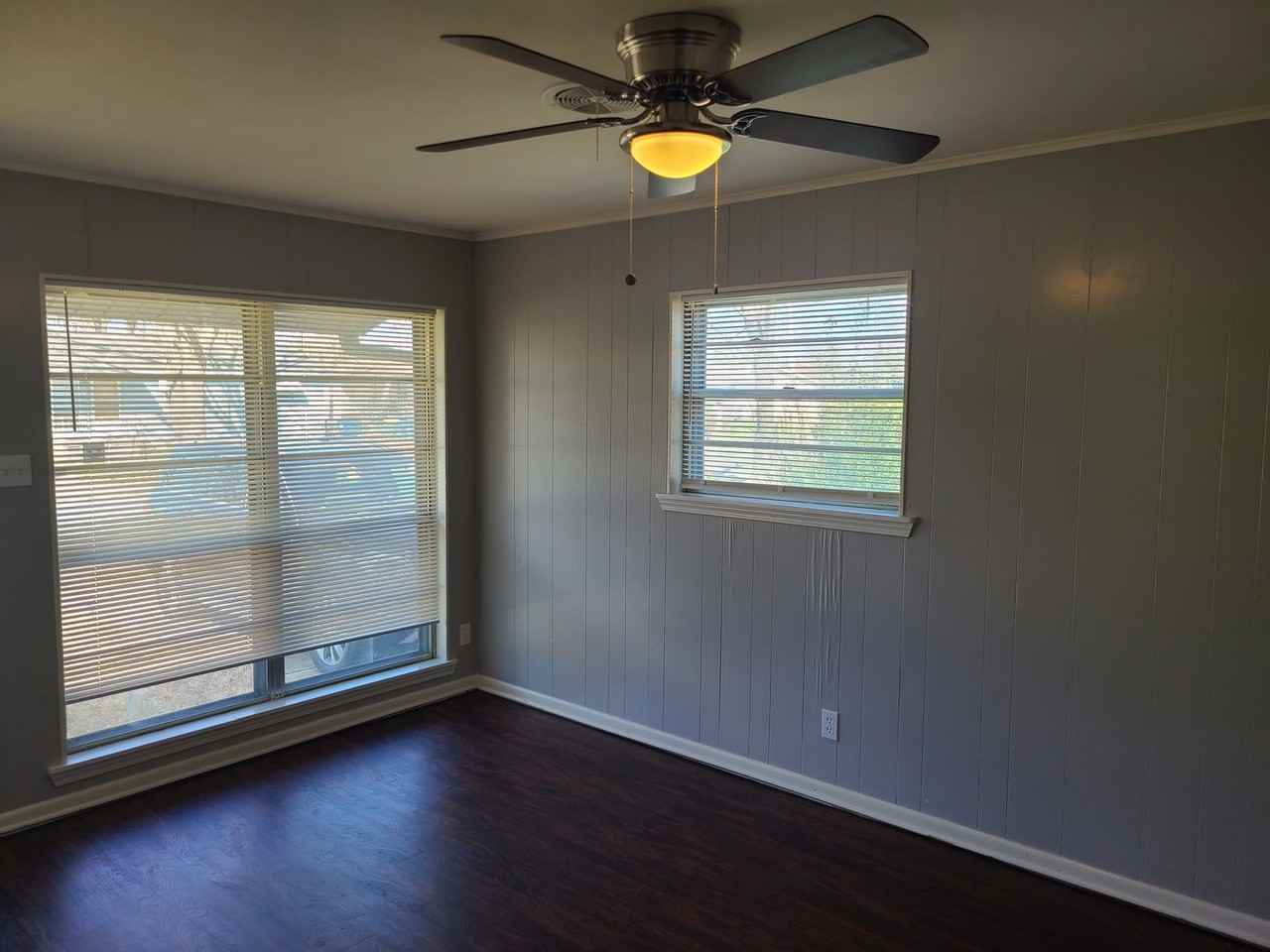 604 Ellen Dr - Photo 4 of 29