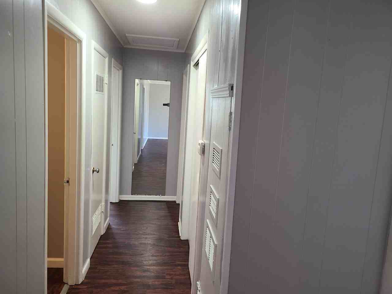 604 Ellen Dr - Photo 5 of 29