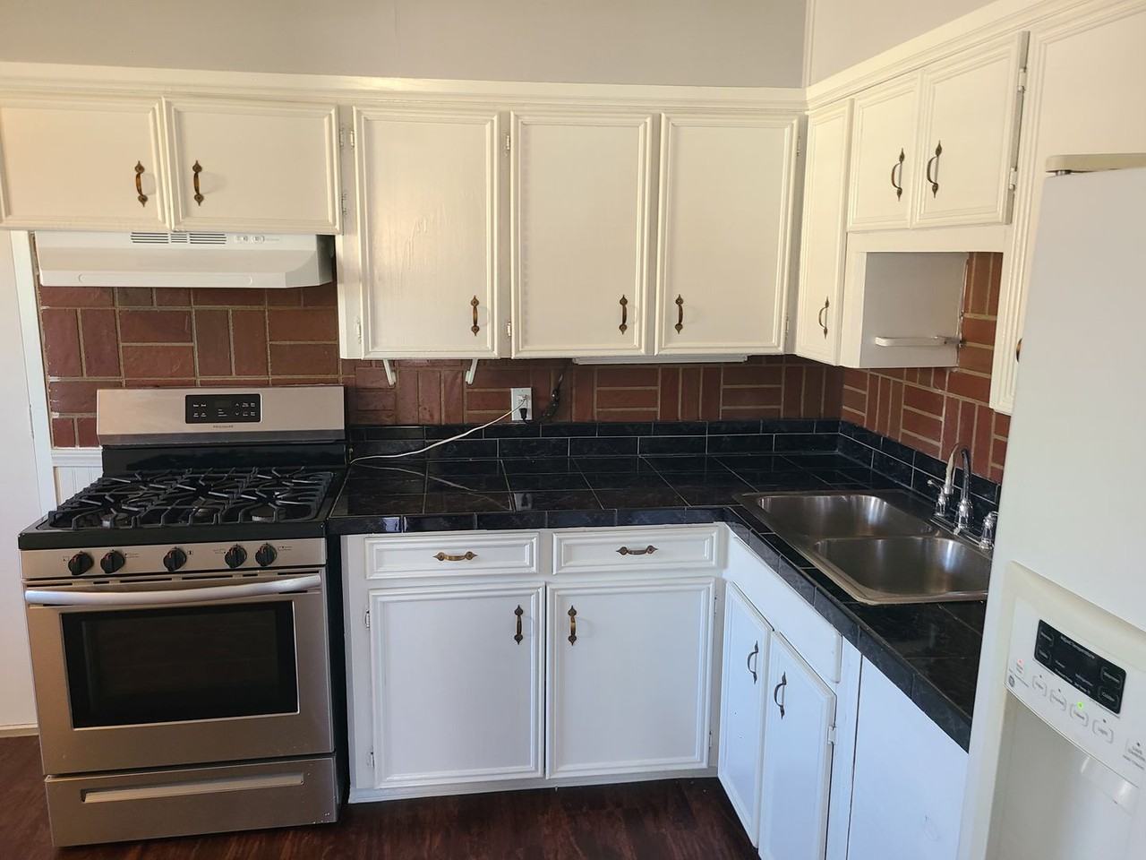 604 Ellen Dr - Photo 7 of 29