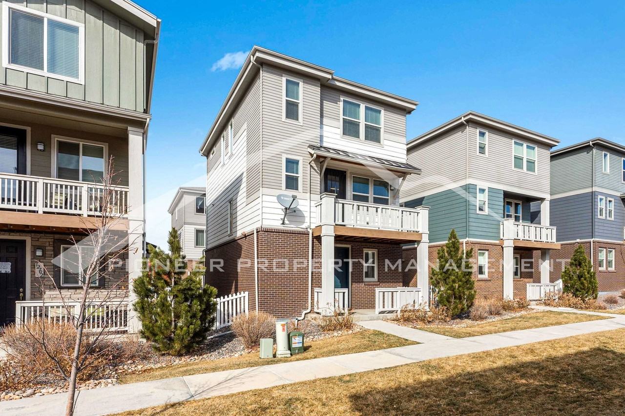 12712 E Caspian Pl - Photo 2 of 21