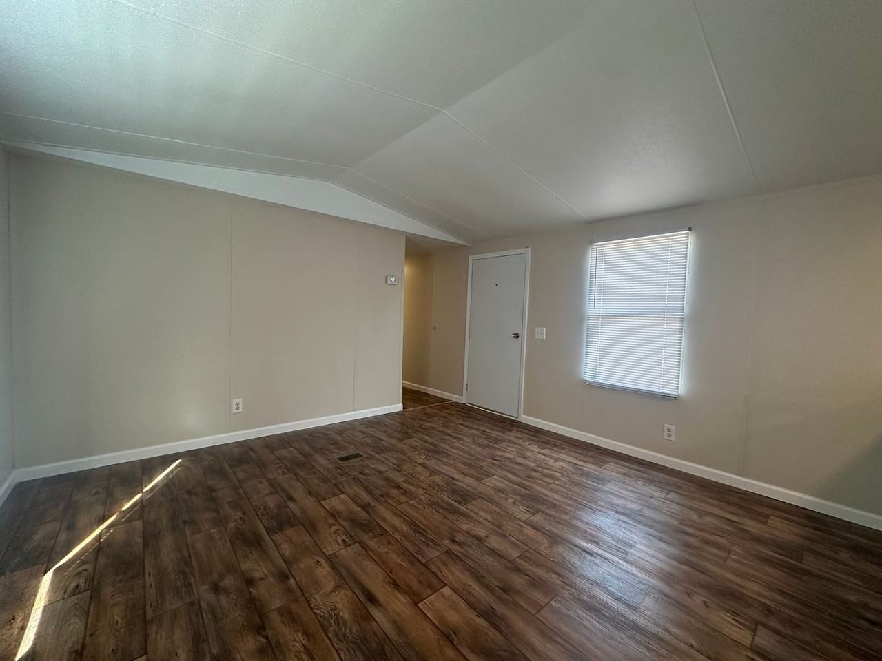 119 N King St - Photo 6 of 22