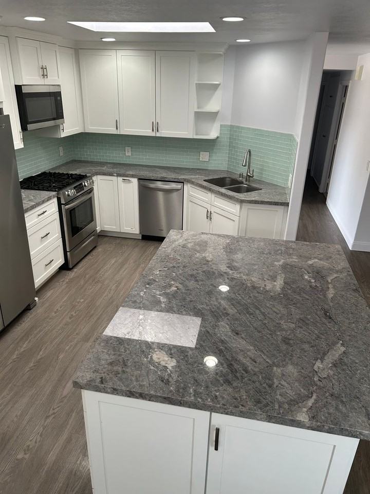 8645 Via Del Luz - Photo 3 of 36