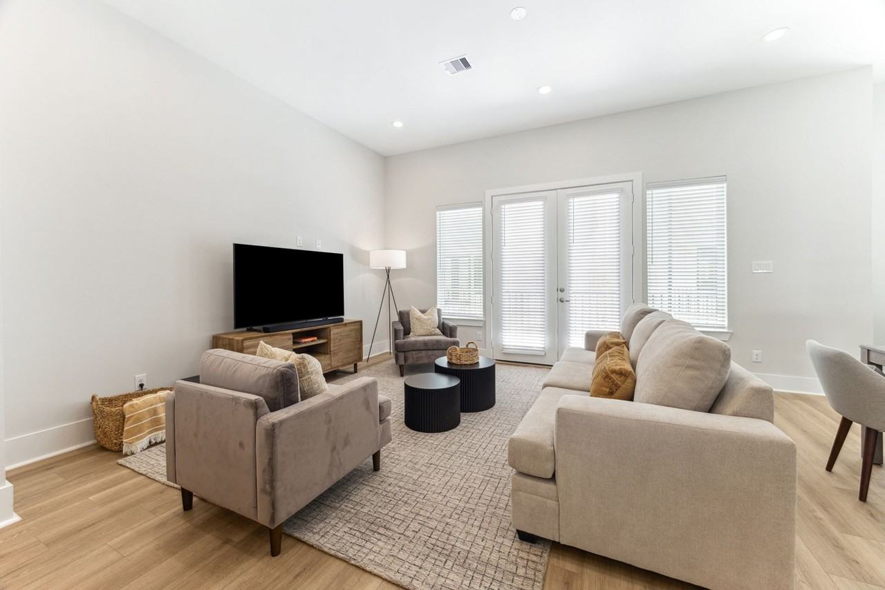 1620 Ojeman Rd - Photo 2 of 37