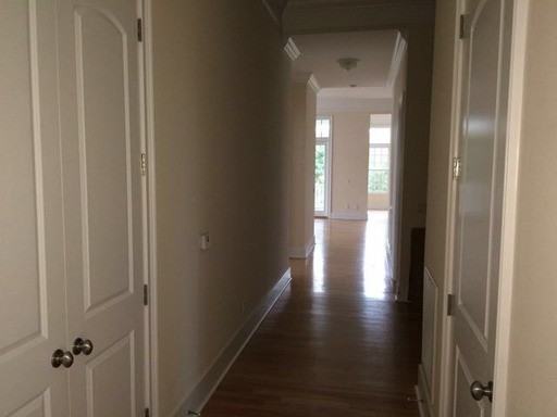 118 Fairbanks Oak Alley #4 - Photo 3 of 21