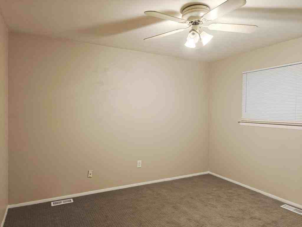 7484 Affeldt St - Photo 6 of 9