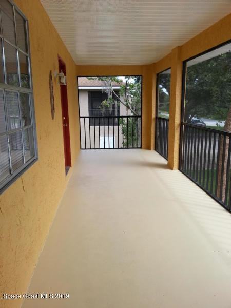 2394 Fox Hollow Dr - Photo 6 of 11