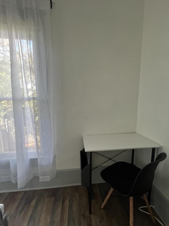 511 Avenue G Nw - Photo 2 of 15