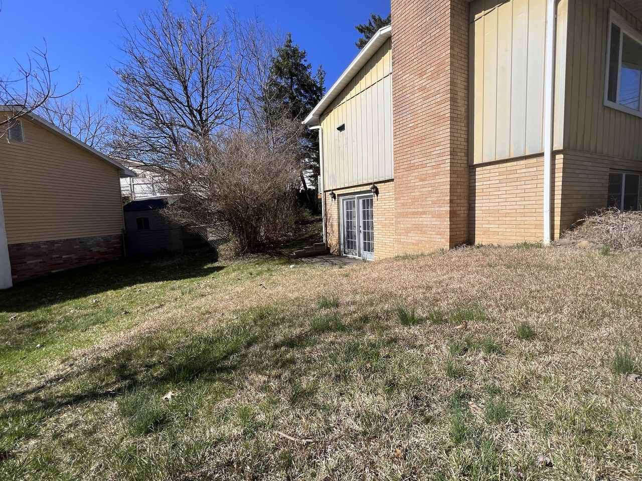 900 Hickory St - Photo 2 of 31