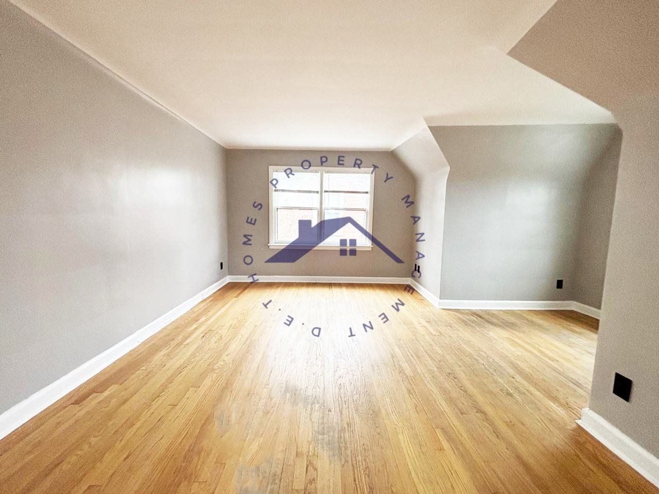 15100 Whitcomb St - Photo 7 of 20